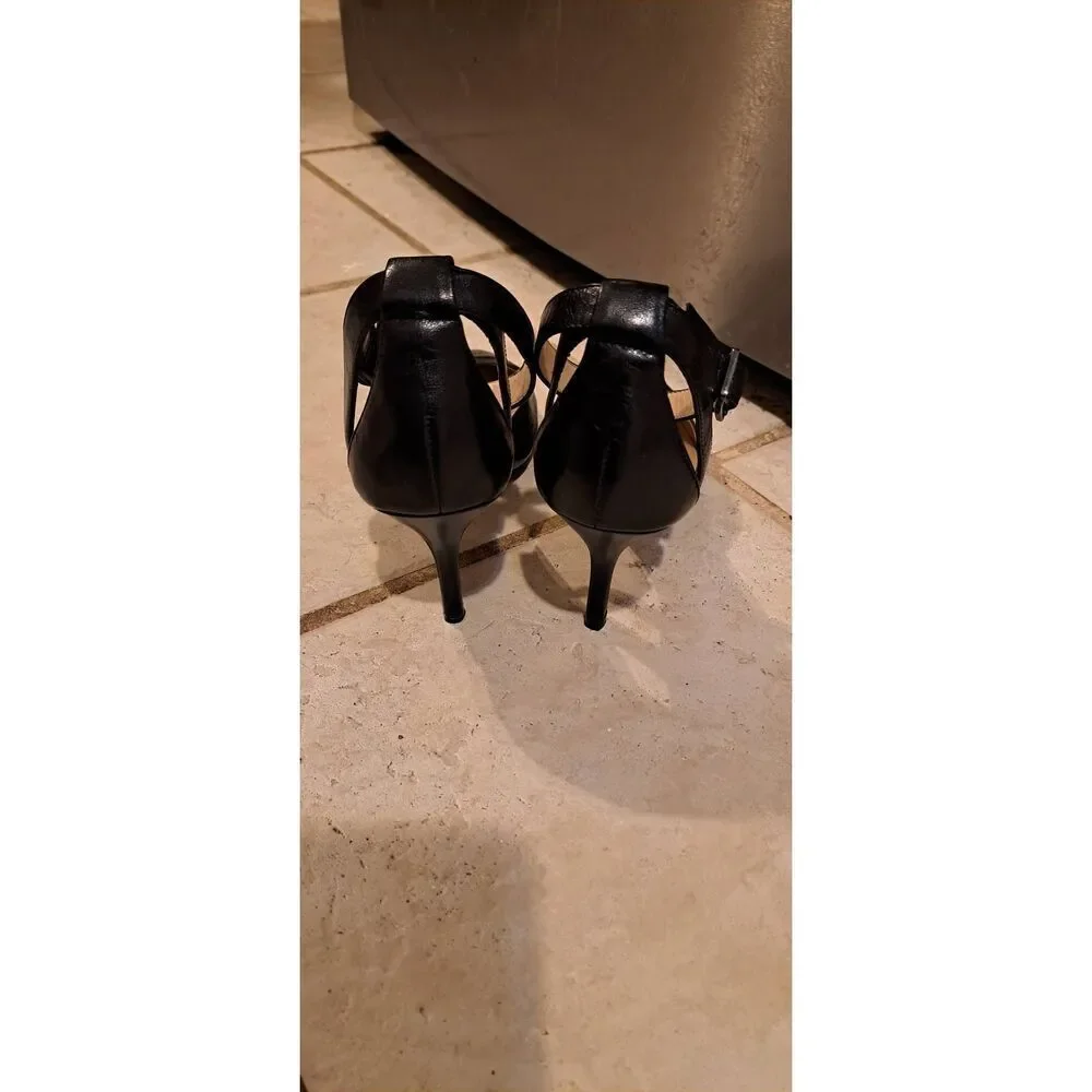 Marc Fisher Black Leather Heels Size 9